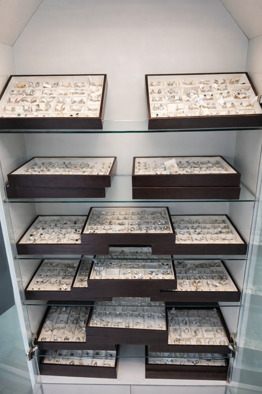 Детаљ рада на накиту